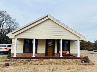 12187 171st Rd, Burden, KS 67019