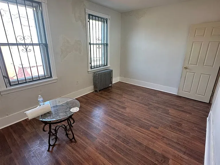 4214 N Darien St — Photo 9
