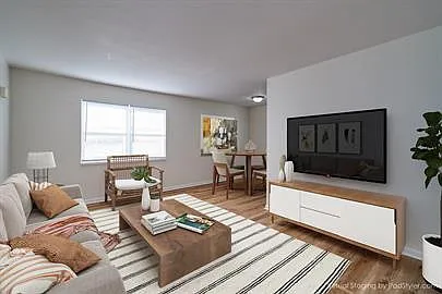 21 Dean Place — Photo 2