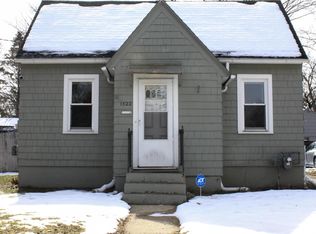 1522 Saint Lawrence Ave, Beloit, WI 53511