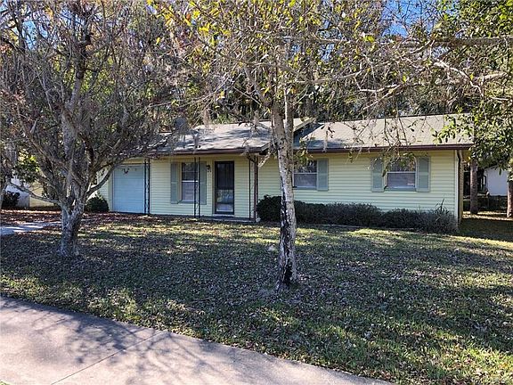 2nd image of 1076 NE 8th Ave