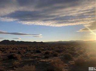 5530 Maple St, Silver Springs, NV 89429