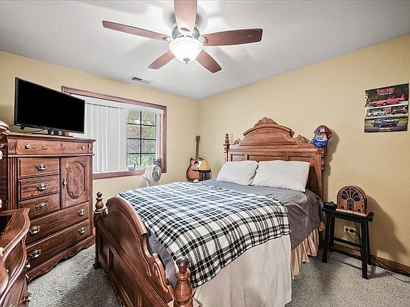 5th image of 7722 Tanager St
