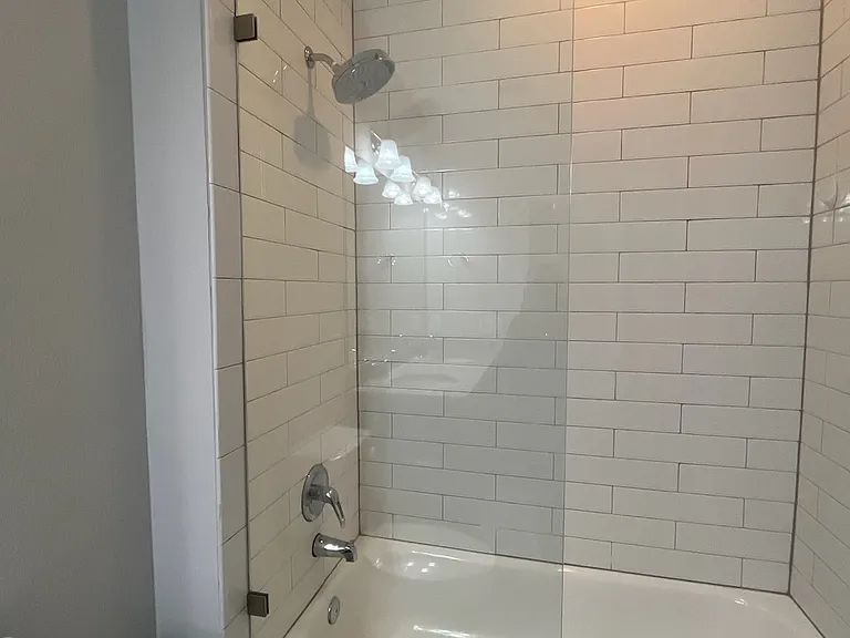 2813 Roseglen Way — Photo 15