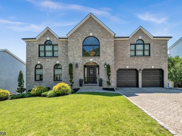 22 Fox Boro Rd, Wayne Twp., NJ 07470