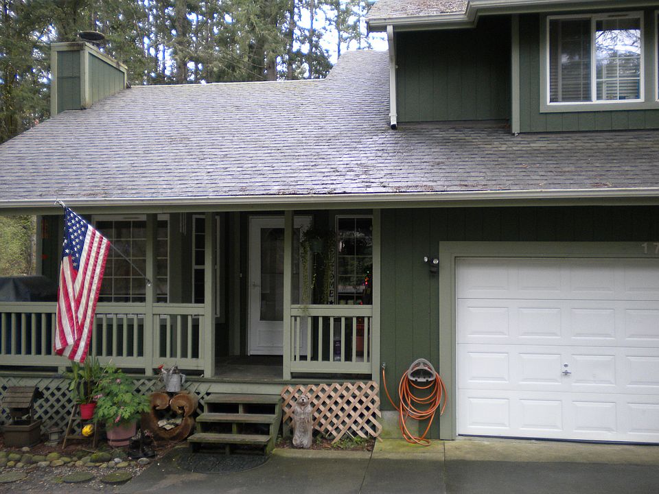 1st image of 17929 Clear Lake Blvd SE