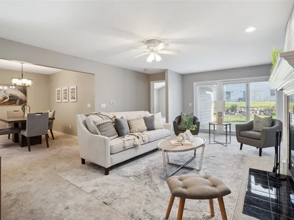 1441 Dover Bay Dr, Clive, IA 50325
