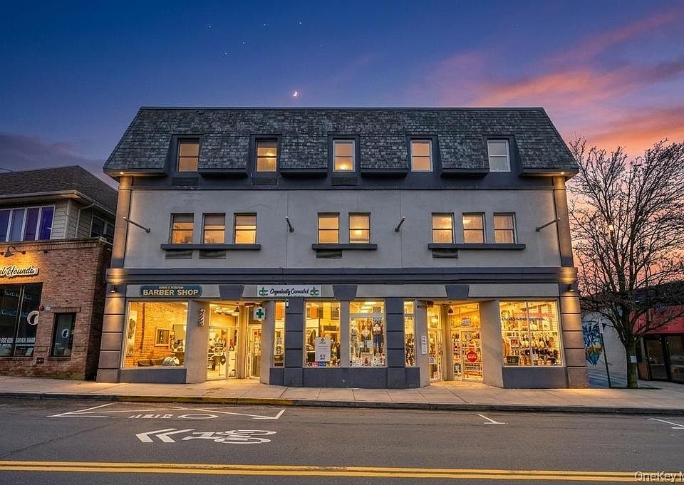 1st image of 202 Main Street #303