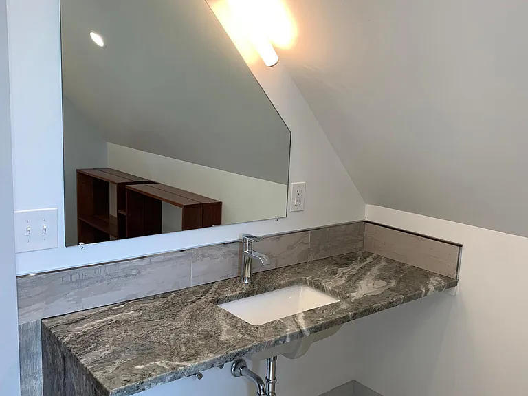 33 Glendale Pl #2 — Photo 7