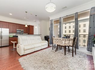 230 Tryon St #1105, Charlotte, NC