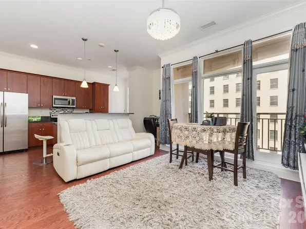 230 Tryon St #1105, Charlotte, NC 28203