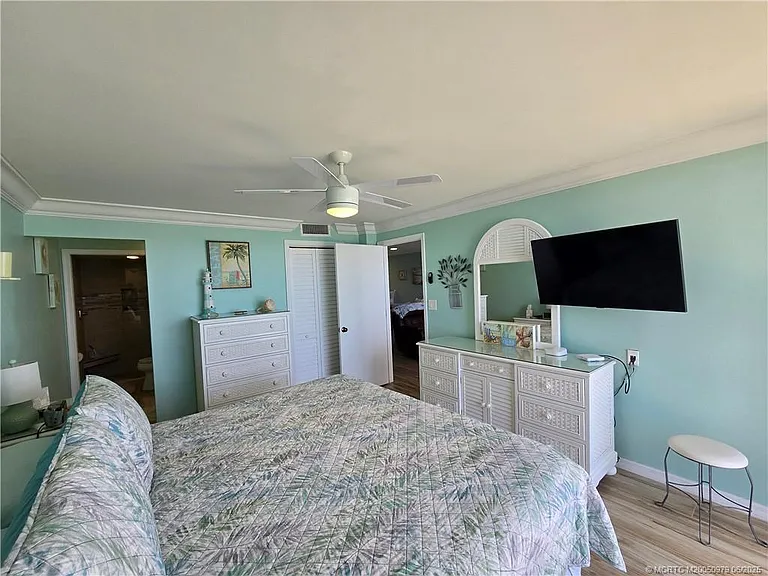 10600 S Ocean Dr #709 — Photo 17
