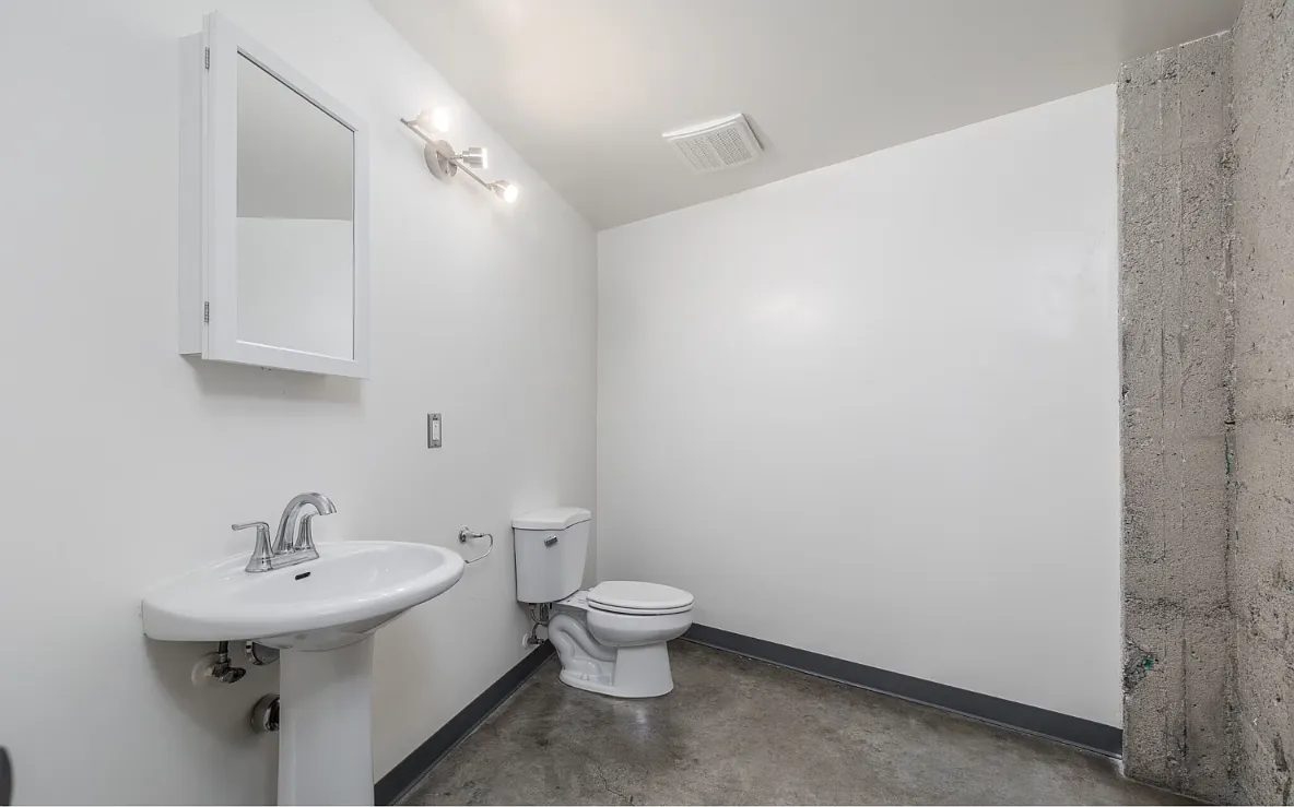 WM Lofts — Photo 3