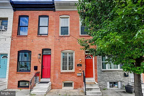 145 N Streeper St Photo 1