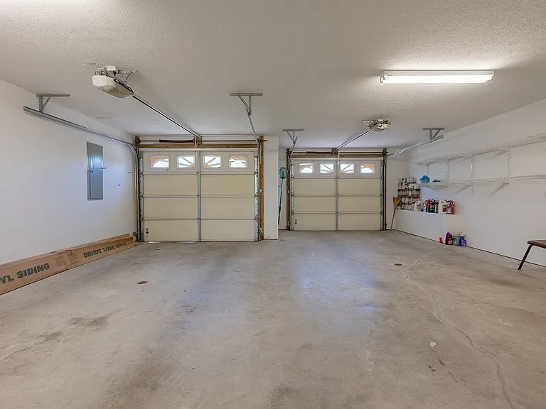 1701 Stratford View Dr — Photo 57
