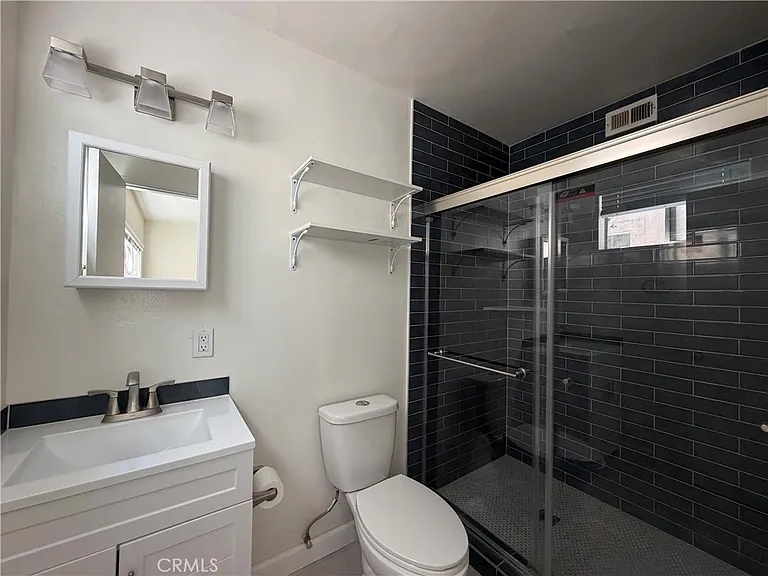 4358 Mammoth Ave #10 — Photo 18