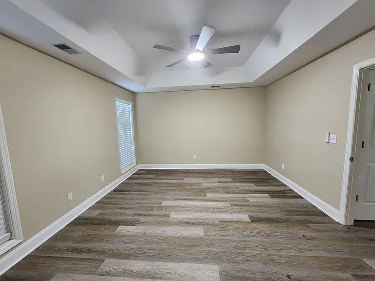 733 Woodland Pointe Pl — Photo 15