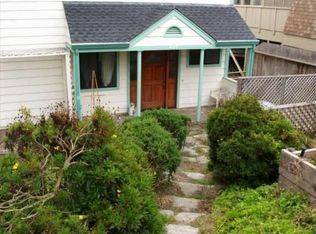 403 3rd St, Montara, CA 94037