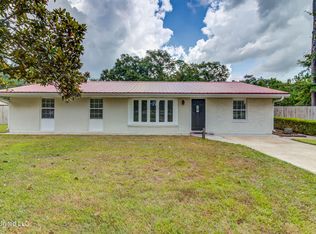 8386 County Farm Rd, Long Beach, MS 39560