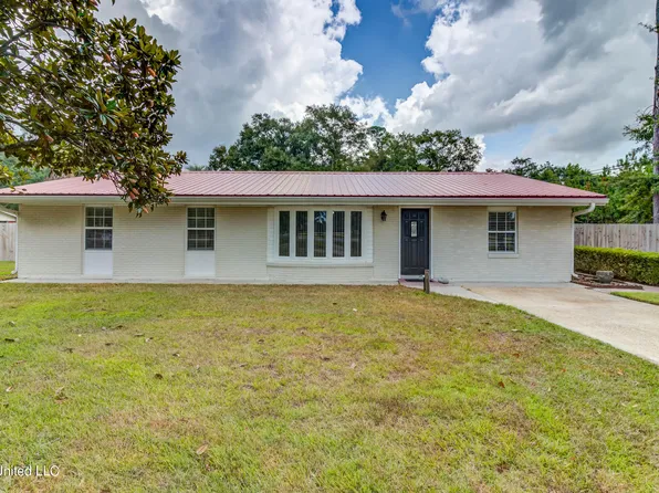 8386 County Farm Rd, Long Beach, MS 39560