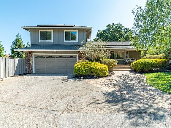 4th image of 15960 Bucher Dr