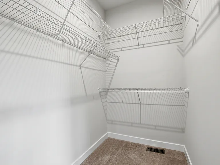 9623 Tall Oaks Rd — Photo 16