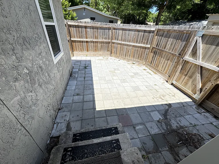 115A Montrose Dr — Photo 11