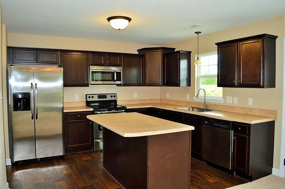 105 Shallow Court - 1 — Photo 3