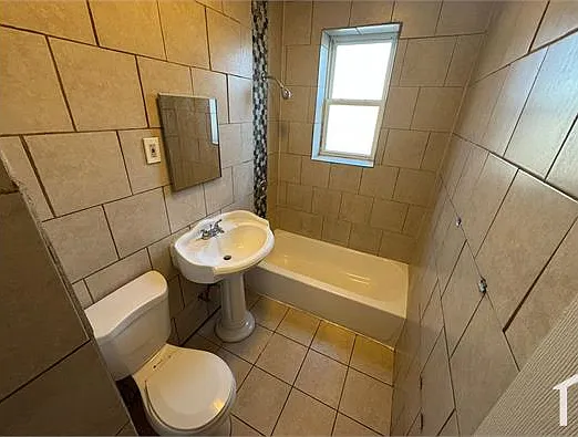 220 Roseville Ave #301 — Photo 5