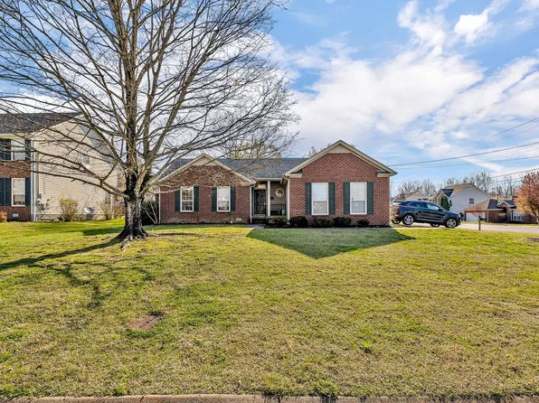1000 Oak Ridge Ct, Antioch, TN 37013