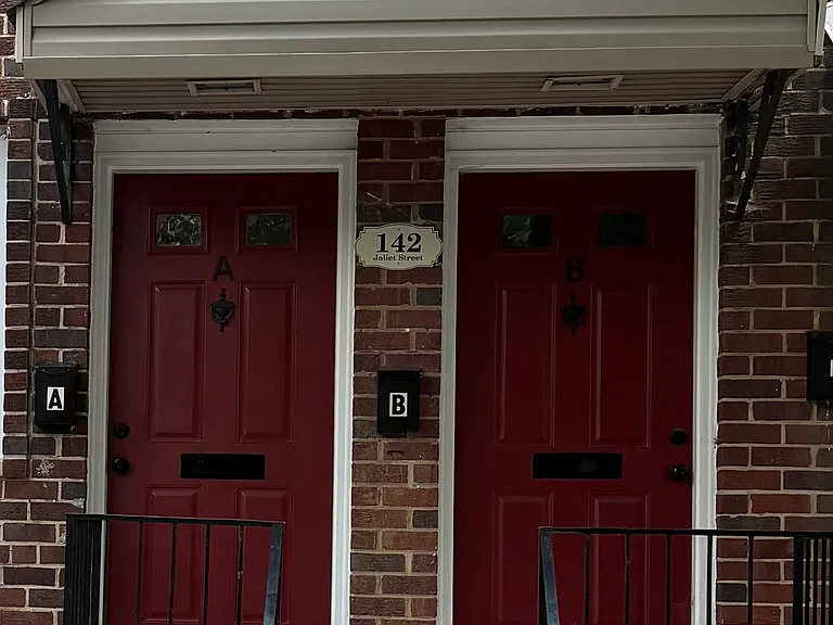 142 Joliet St SW #A — Photo 3