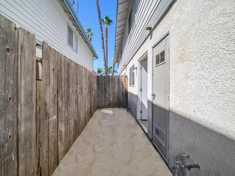 28611 Calle Del Lago #C — Photo 28