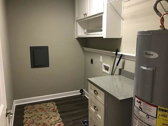 3rd image of 2829 Shamrock St S