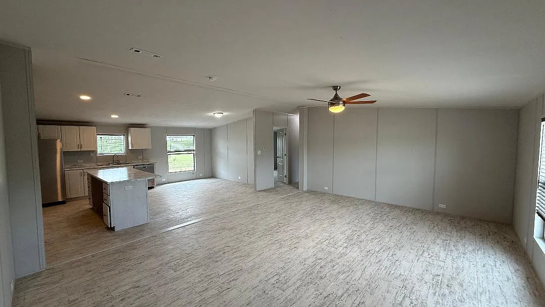 3 bed, 1550 sqft, $1,700 — Photo 4