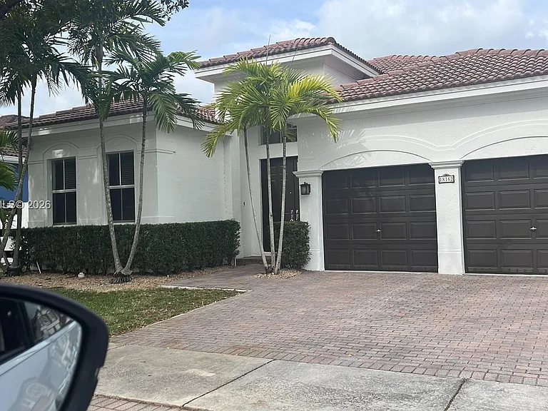 18162 NW 91st Ct — Photo 1