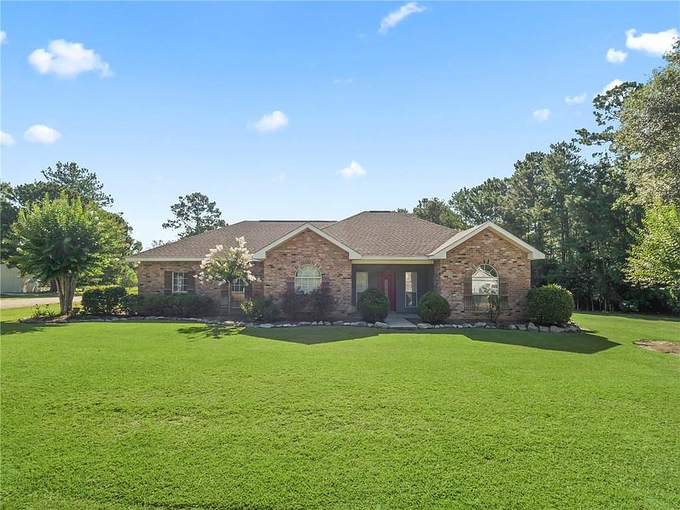 1st image of 22352 Whippoorwill Dr