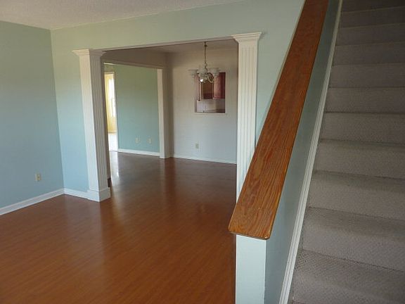 3rd image of 5977 Bobwhite Ct