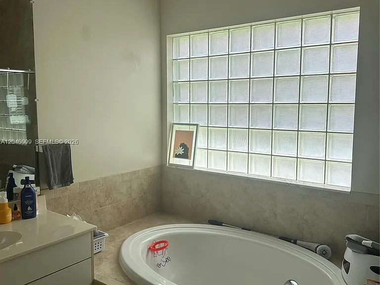 16407 SW 1st Ct — Photo 24