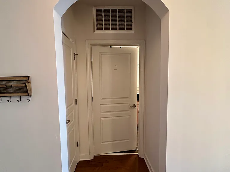3000 Vanderbilt Pl #300 — Photo 7