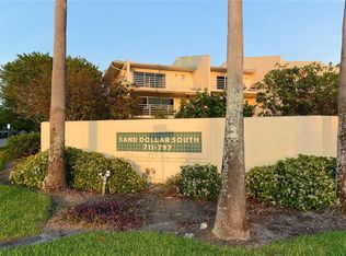 711 Benjamin Franklin Dr #1, Sarasota, FL 34236
