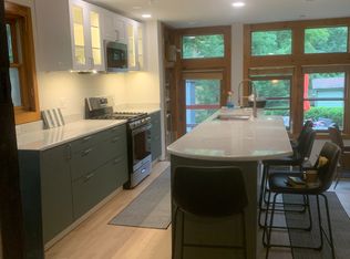 137 Tinker St #0, Woodstock, NY 12498