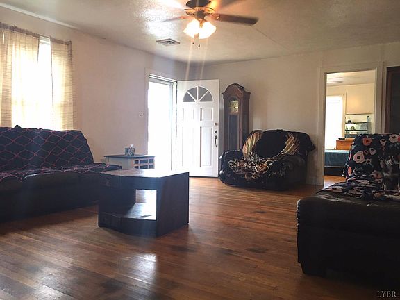 5th image of 1109 5th St