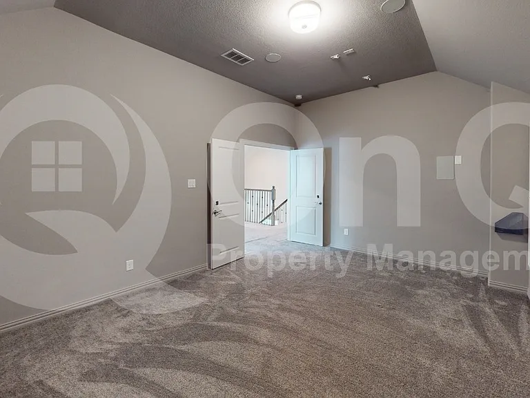 13591 Vineyard Ln — Photo 10
