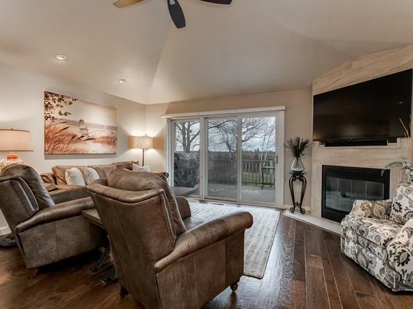 4406 W Madeline Ln #3, Sturgeon Bay, WI 54235