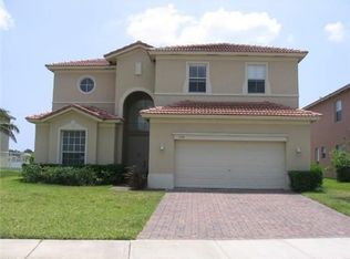 5730 Place Lake Dr, Fort Pierce, FL 34951