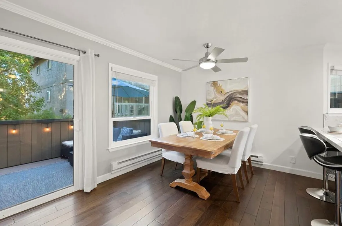 2 bed, 1244 sqft, $4,400 — Photo 3