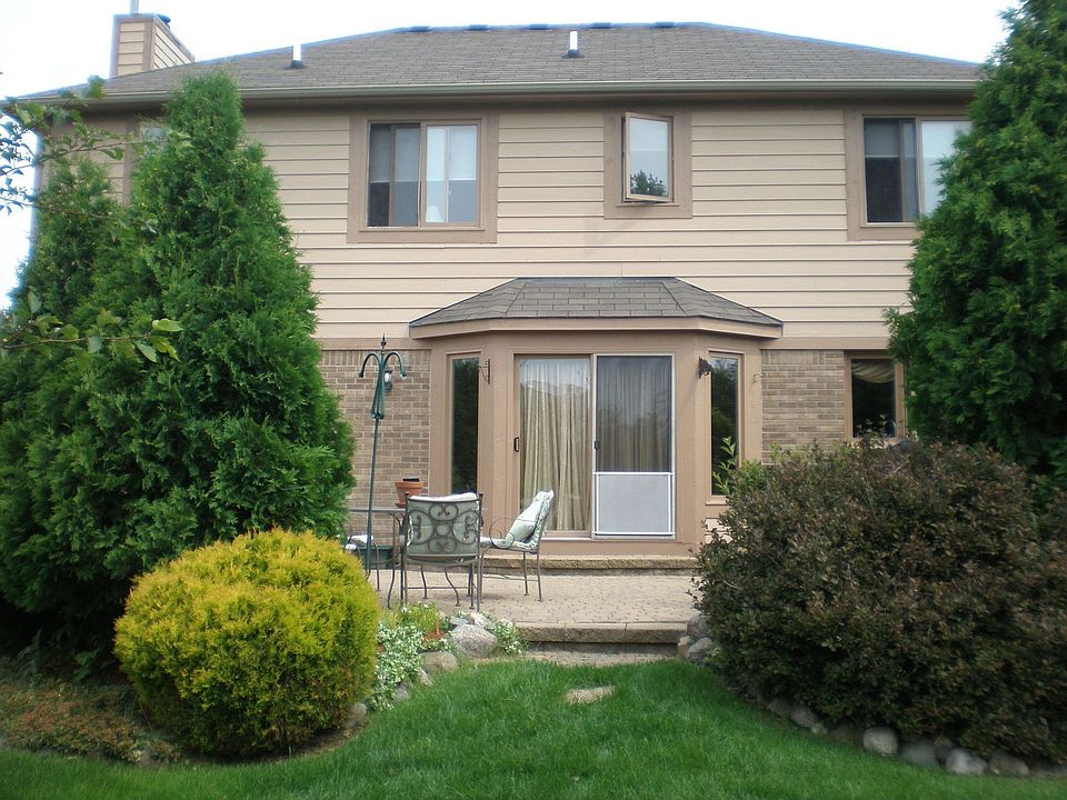 2nd image of 34108 Cherry Hill Ln