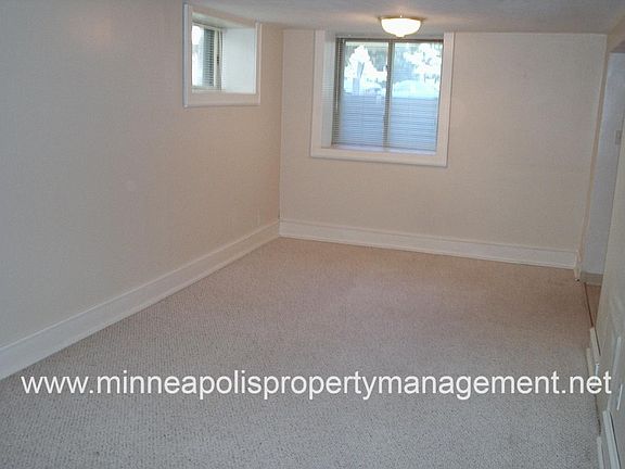 4th image of 1612 Ashland Ave APT 1
