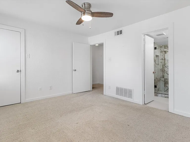 5505 Live Oak St #16 — Photo 16