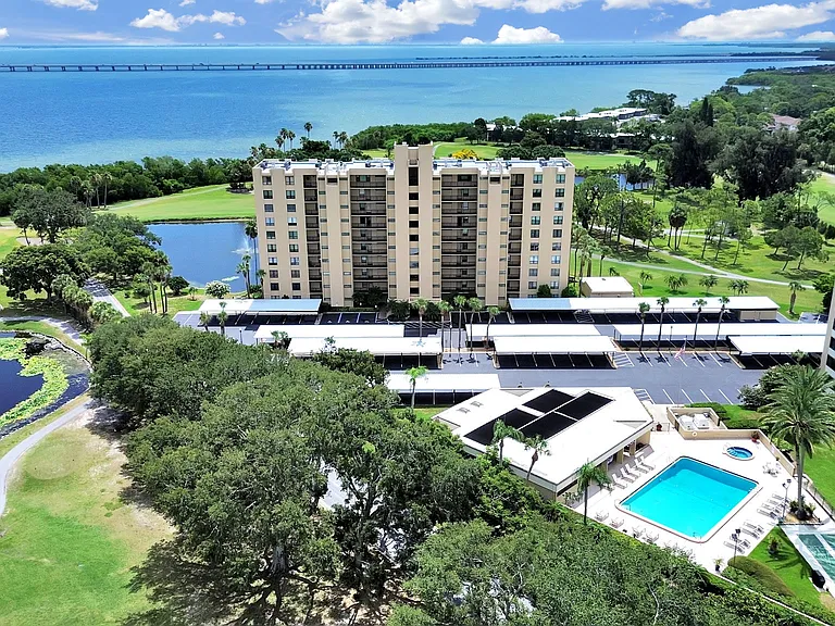 2620 Cove Cay Dr #403 — Photo 20